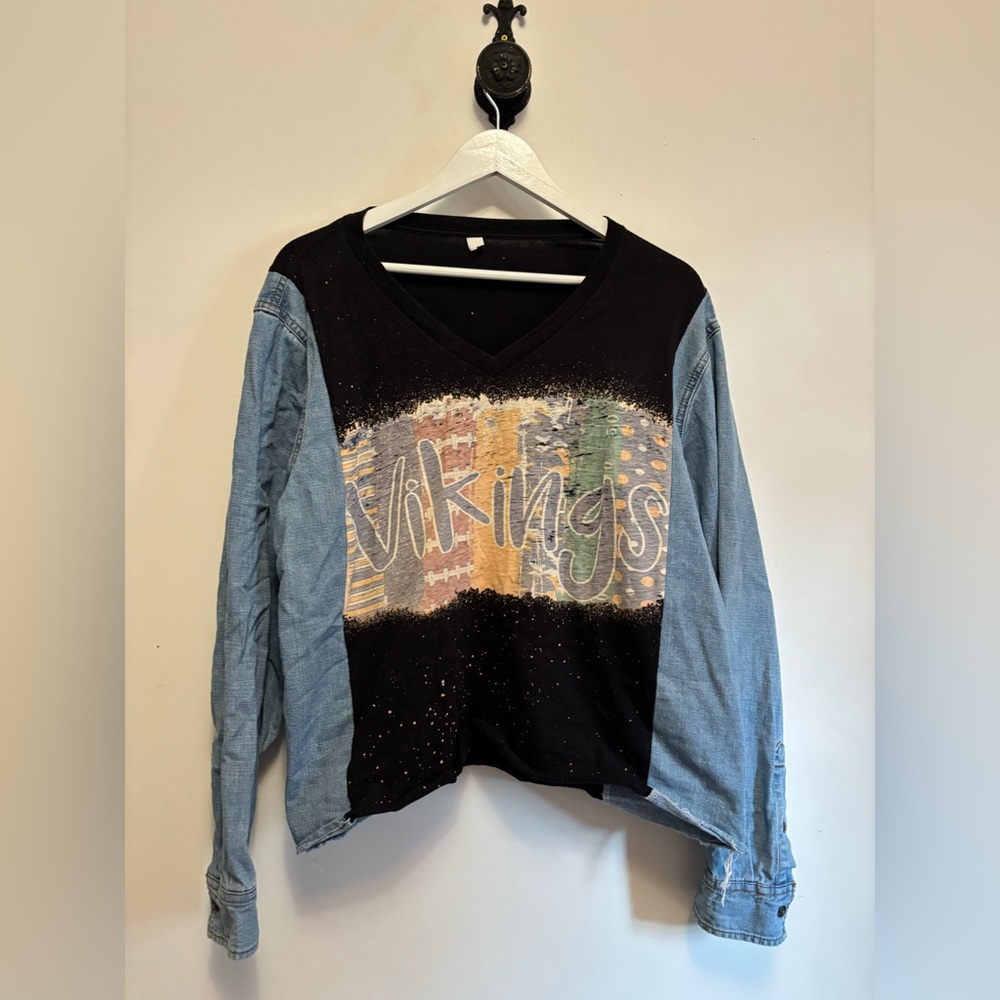Vikings Long Sleeve Colorblock Top